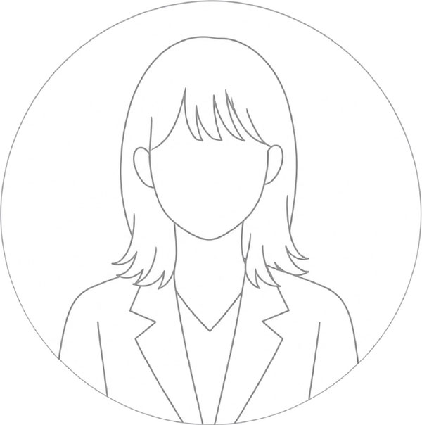 医師　田中 美奈（たなか みな）